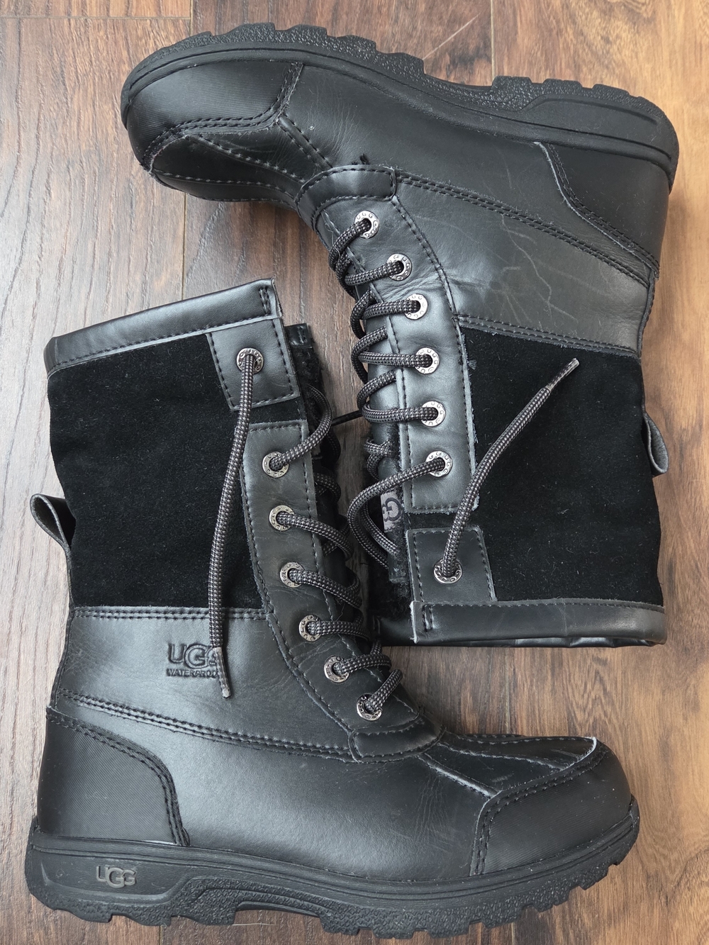 UGG Kids Black Lace-Up Leather Boots